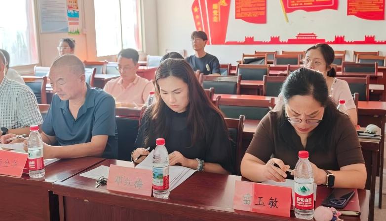 武汉科技职业学院隆重举行2024-2025学年国家奖学金评选大会