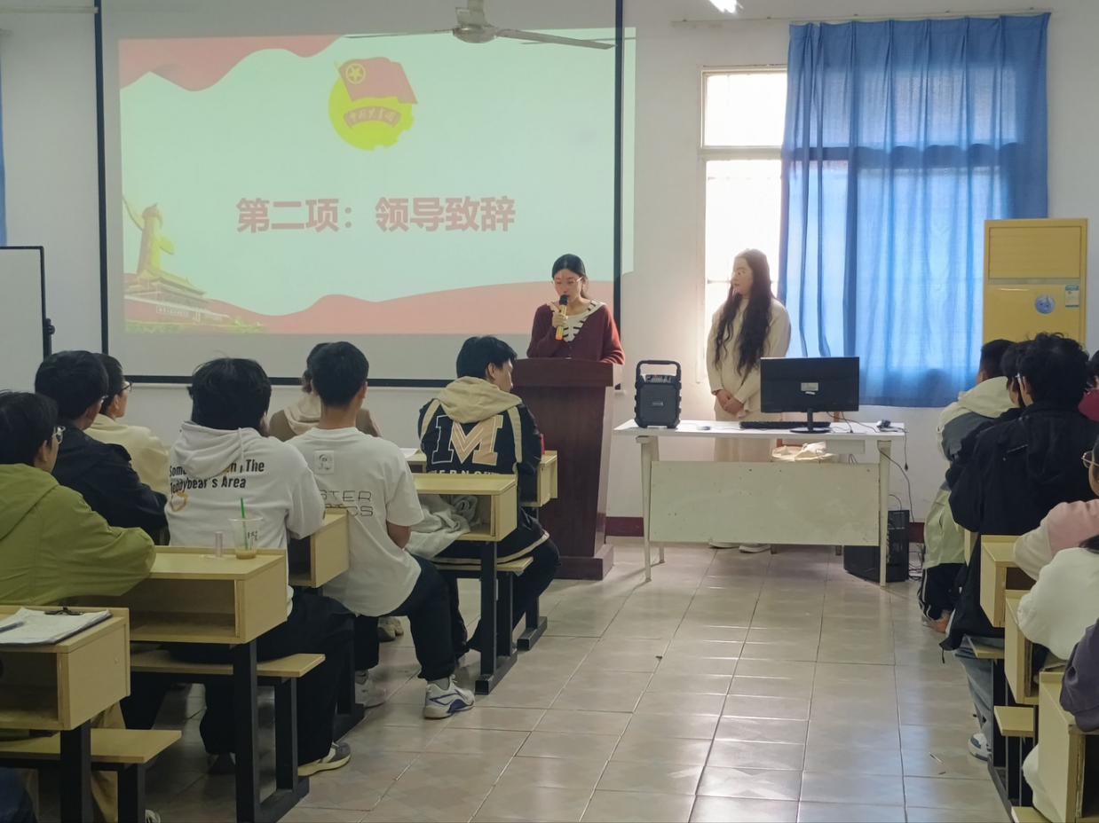 武汉科技职业学院第八期团课开班仪式顺利举行 武汉科技职业学院第八期团课开班仪式顺利举行