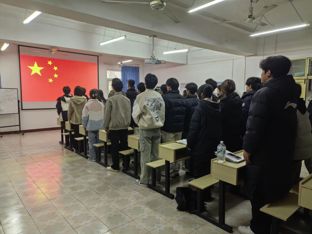 青春向团，奋斗强国 ——武汉科技职业学院第八期新发展团员入团仪式