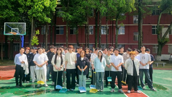 以劳育德,以行践知——我院开展《劳动教育》课程实践活动 以劳育德,以行践知——我院开展《劳动教育》课程实践活动