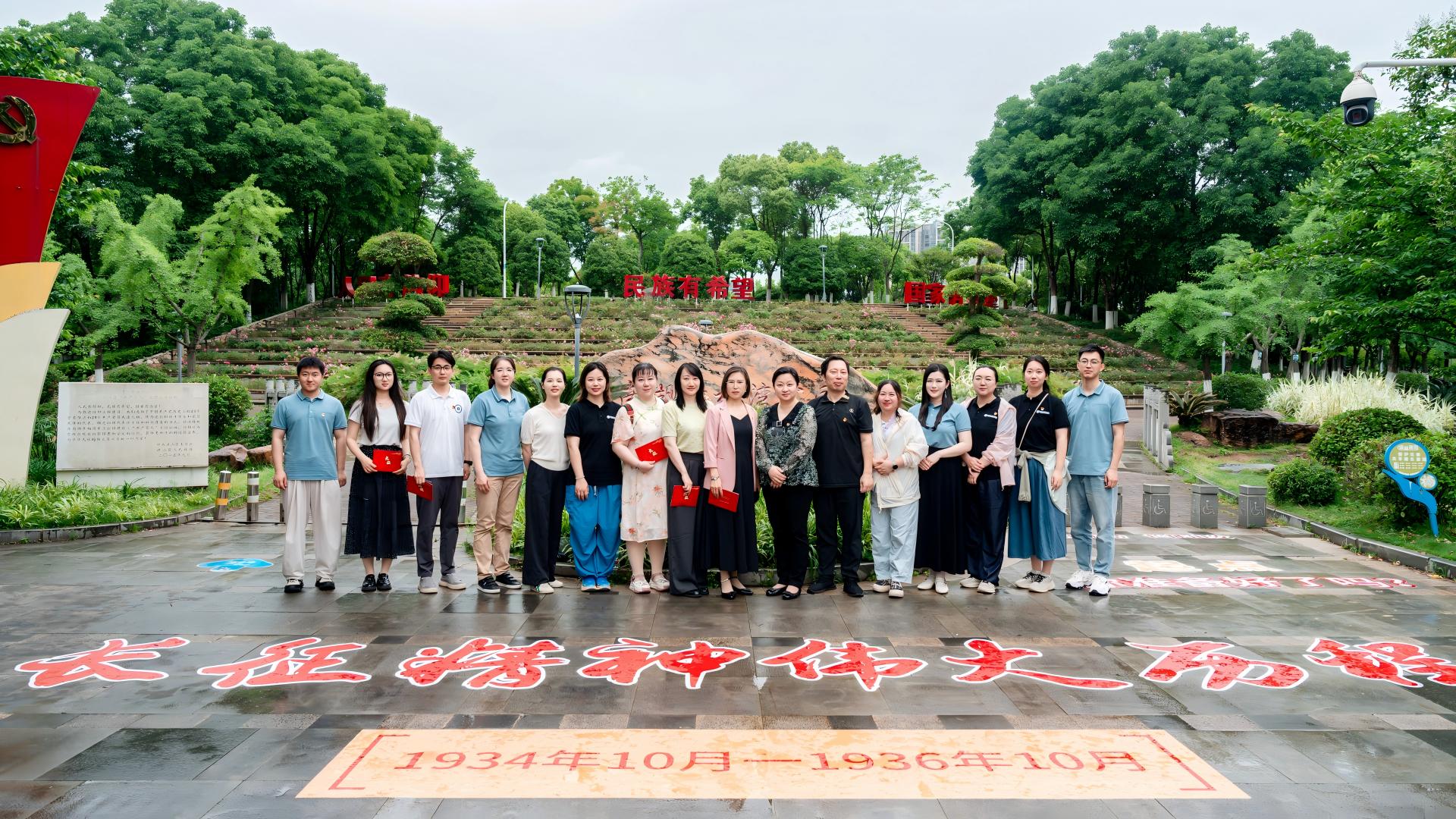 诗韵长征，重启新程——我院受邀参加武汉城市职业学院“诗韵长征·炬匠征途“主题教育活动