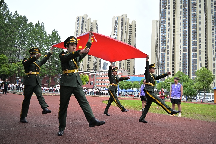 活力校园 趣享运动｜武汉科技职业学院2026年趣味运动会暨教职工趣味运动会圆满落幕