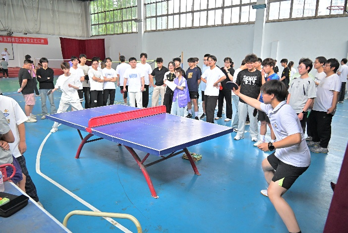 活力校园 趣享运动｜武汉科技职业学院2026年趣味运动会暨教职工趣味运动会圆满落幕
