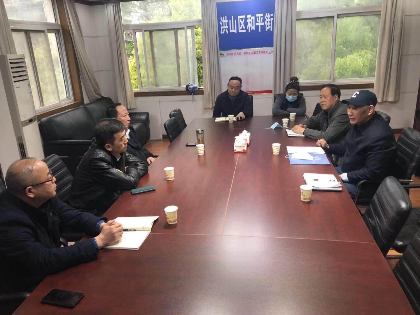 我院领导赴和平街工委专题汇报学院党建工作